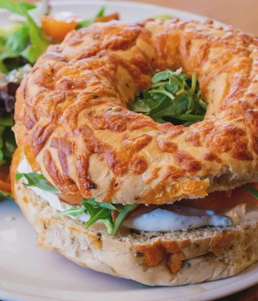Salmón Bagel